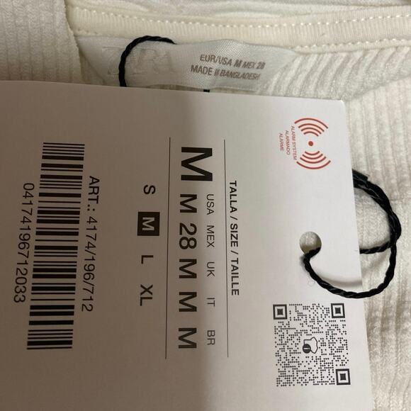 NEW Zara Women's White Ribbed Knit Sleeveless V Neck Tank Sweater Top Size M - Picture 3 of 4